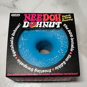 NeeDoh Dohnut - Blue/Pink. New